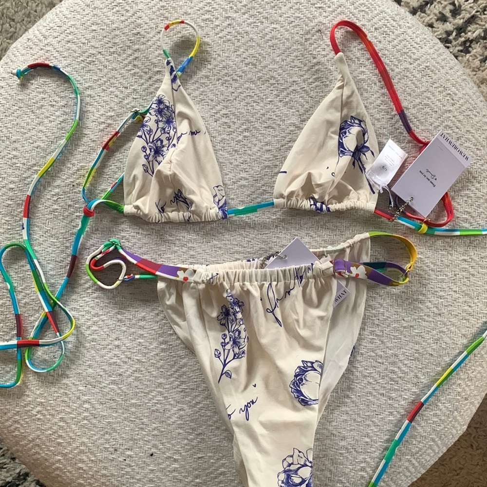 WeWoreWhat bikini set